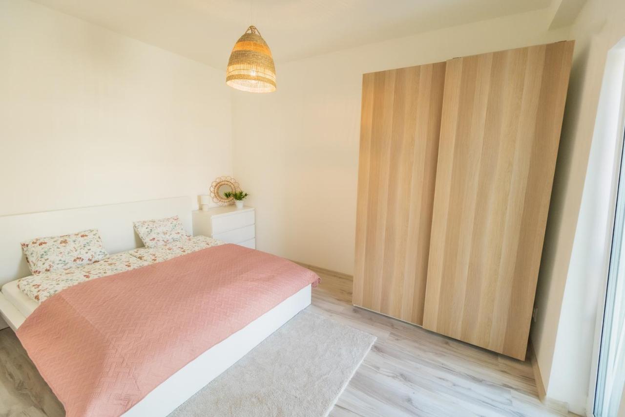 Apartman Liptov 15 Ліптовський Мікулаш Екстер'єр фото